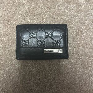Men’s authentic Gucci wallet